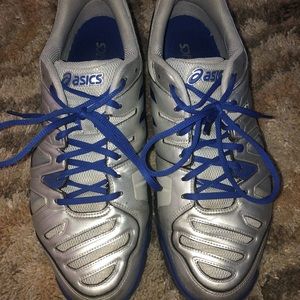 ASICS tennis court shoes